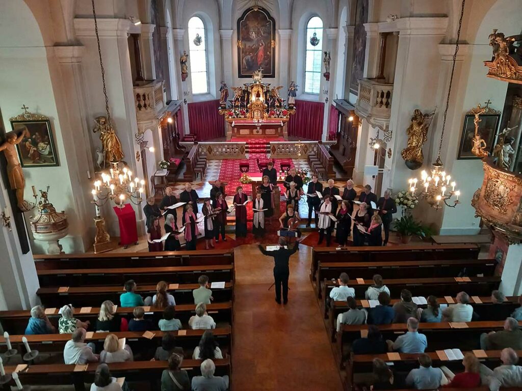 Kammerchor Salzburg bei Konzert in Seekirchen Meine Seele erhebt den Herrn